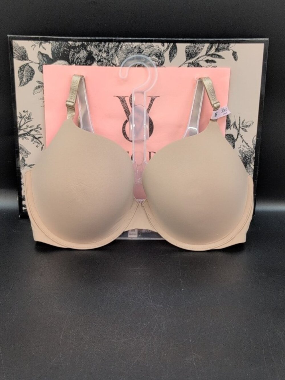 Victoria Secret The T Shirt Perfect Shape Smooth Push Up Bra 36DD Praline